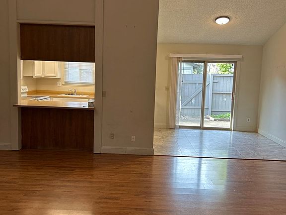 3rd image of 6343 Nachez Ct