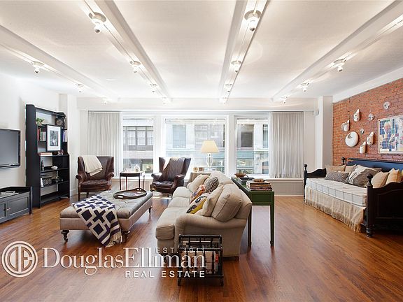 2nd image of 15 W 17th St APT 10