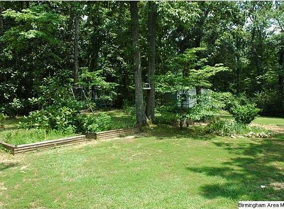 3rd image of 1401 Highland Dr