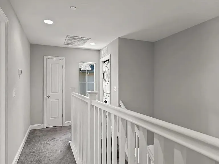 1256 Detroit Ave #5 — Photo 4