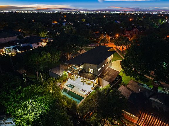3rd image of 9960 Mixon Dr