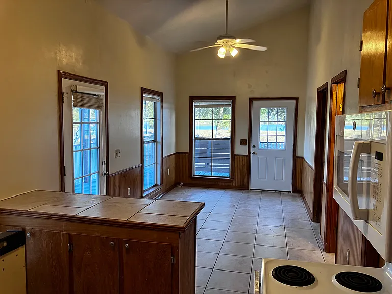 164B Golden Meadow Dr — Photo 13