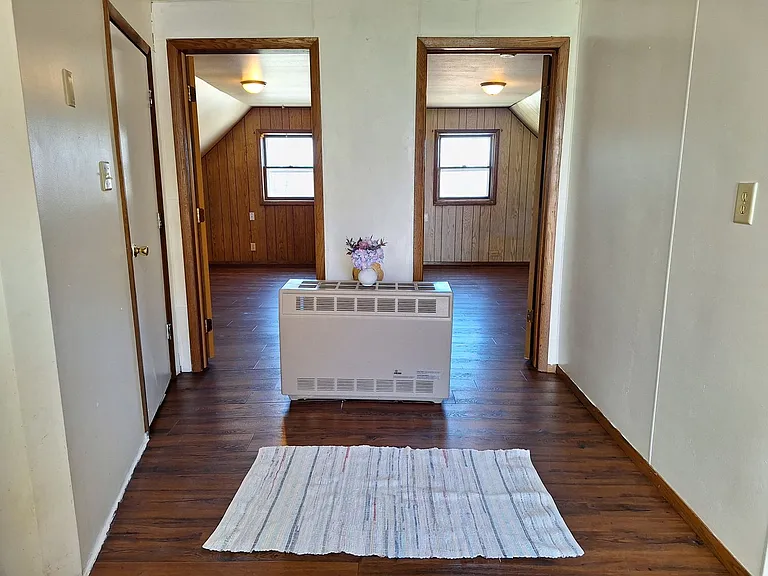 138 N Wilson St — Photo 10