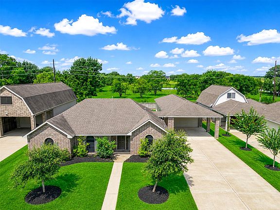 3rd image of 6514 Marble Falls Ln
