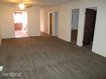 3rd image of 26131 Geneva St #7