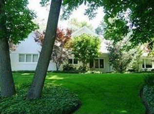 28899 Bolingbrook Rd, Pepper Pike, OH 44124