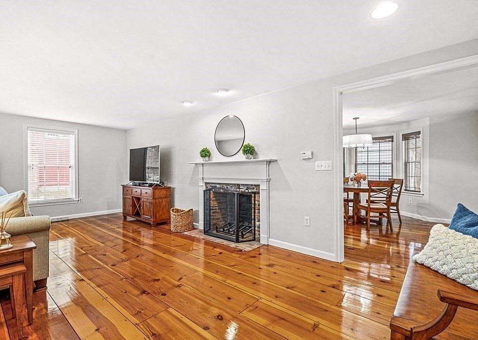 186 Summer St, Andover, MA 01810 Zillow