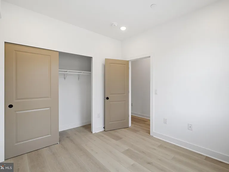 2237 N 16th St #1 — Photo 8