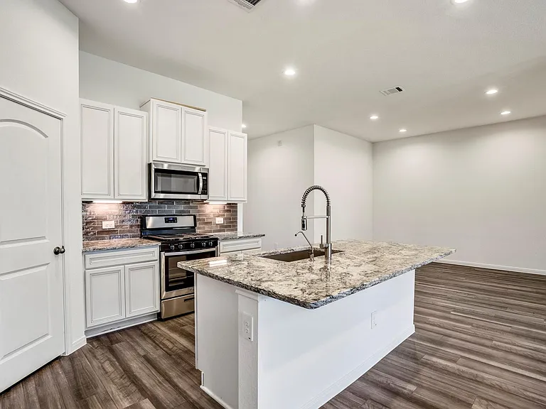 922 Youth Water Rd — Photo 15