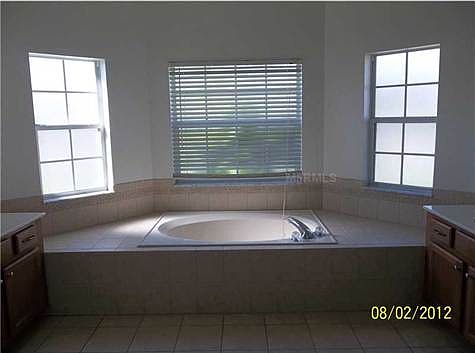 3rd image of 4362 Fox Glen Loop