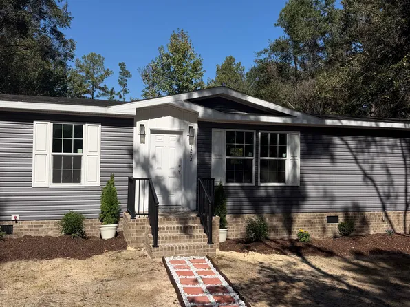 1278 Kennedy Rd, Lugoff, SC 29078