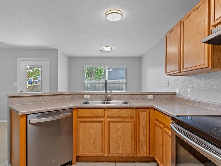 3013 Green Mountain Dr #3013 — Photo 3