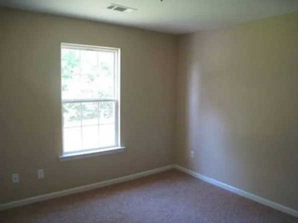 110 Abington Dr, Beebe, AR 72012