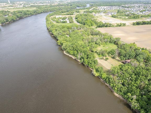 5th image of 15360 Dayton River Rd