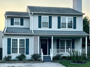 7902 Leeds Dr, Pasadena, MD 21122