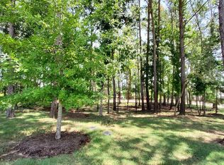 305 Rise Ln, Montgomery, TX 77316