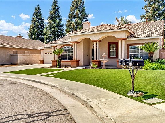 4th image of 2831 S Sheridan Court