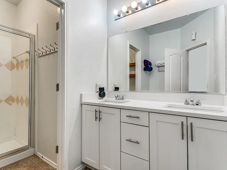 4504 Cascade Dr — Photo 10