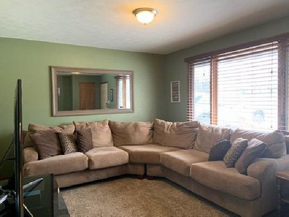 2nd image of 6164 Windmill Ln