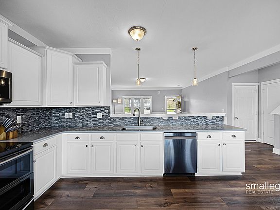 2nd image of 843 Wild Flower Ct