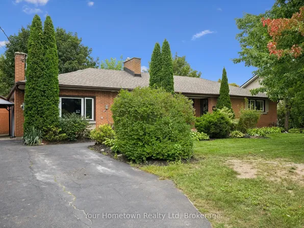 471 Garafraxa St E, Centre Wellington, ON N1M 1E6