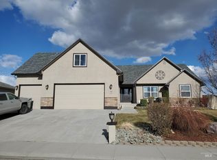 1750 NE Cinder Loop, Mountain Home, ID 83647