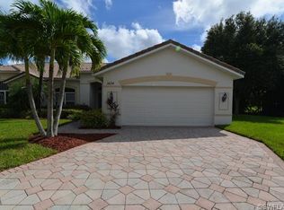 1424 Athol Way, Naples, FL 34104