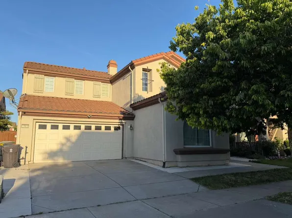 17016 Pecan Hollow Way, Lathrop, CA 95330