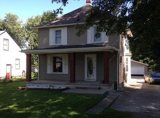 27 Marion Dr, Monroe, MI 48162