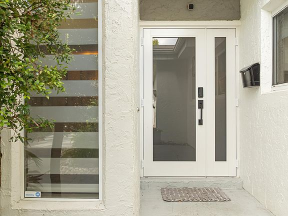 2nd image of 660 Kensington Place #10a