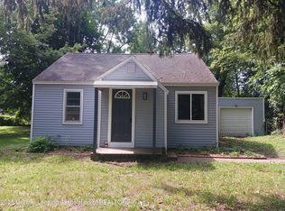 1229 Eaton Ct, Lansing, MI 48910