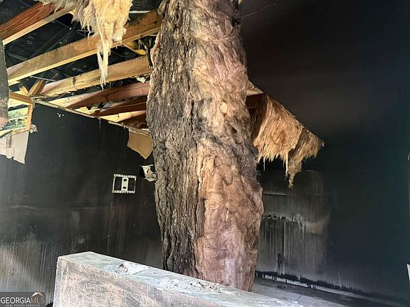 5th image of 8833 Ashwood Dr