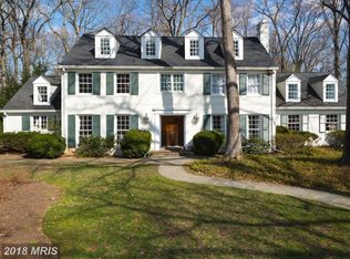 7911 Greentree Rd, Bethesda, MD 20817