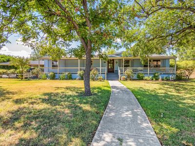 212 E Mesquite St, Coleman, TX, 76834