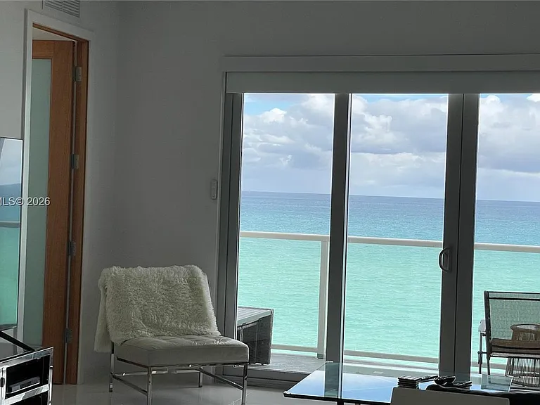 5701 Collins Ave #Penthouse 08 — Photo 6