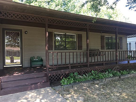 2nd image of 1706 SW D St