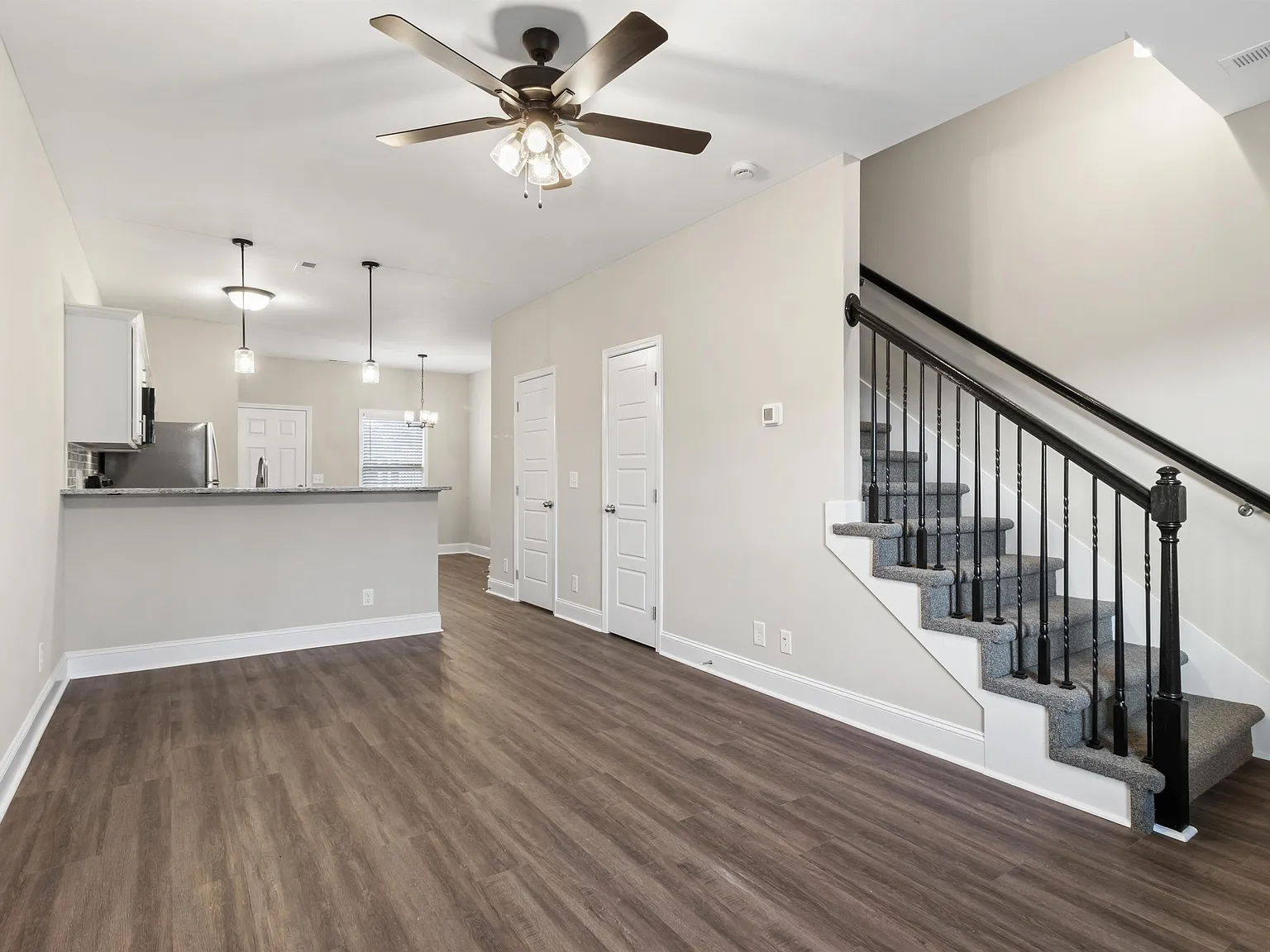 203 Copeland Rd — Photo 1
