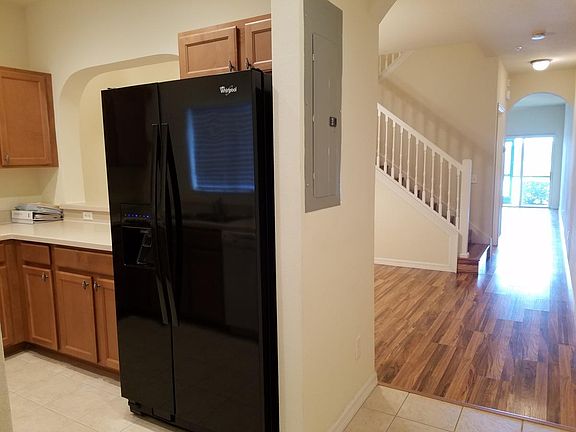 Entry-Kitchen to Left