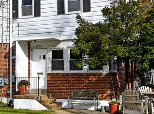 2434 Temple Ct, Alexandria, VA 22307