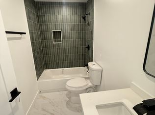 2809 E 6th St #1/4, Los Angeles, CA 90023