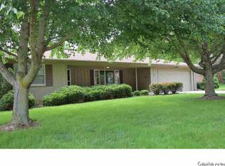 413 S Westgate Ave, Jacksonville, IL