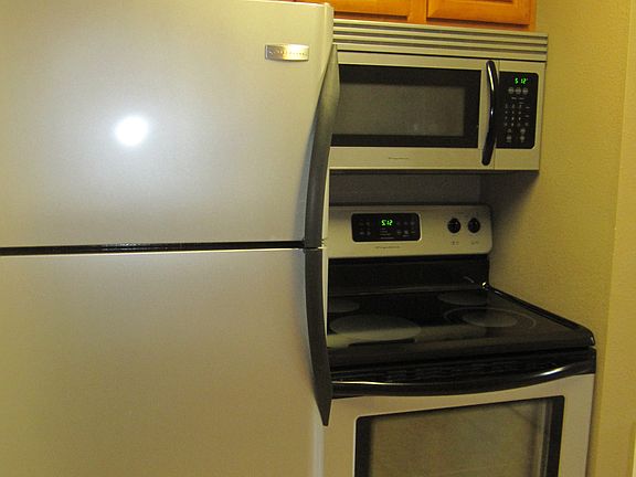 3rd image of 510B SE 29th Ave #510-B