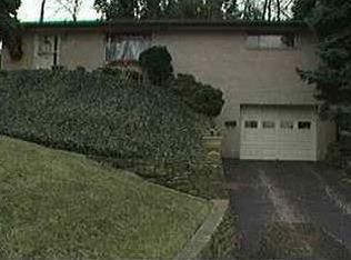 4743 Prescot Dr, Bethel Park, PA 15102