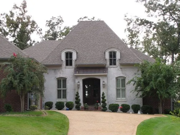 5005 Bluff Cv, Oxford, MS 38655