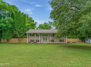 1221 Laurel Rd, Clinton, TN 37716