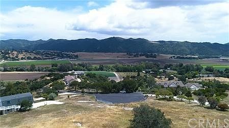 3rd image of 220 Pioneer Cir