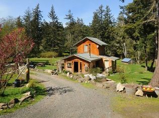 1099 Timber Ln, Friday Harbor, WA 98250