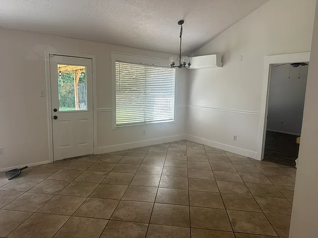 20918 Rivershadows Ln — Photo 11