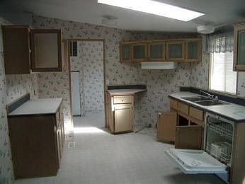 2nd image of 823 SE 11th St