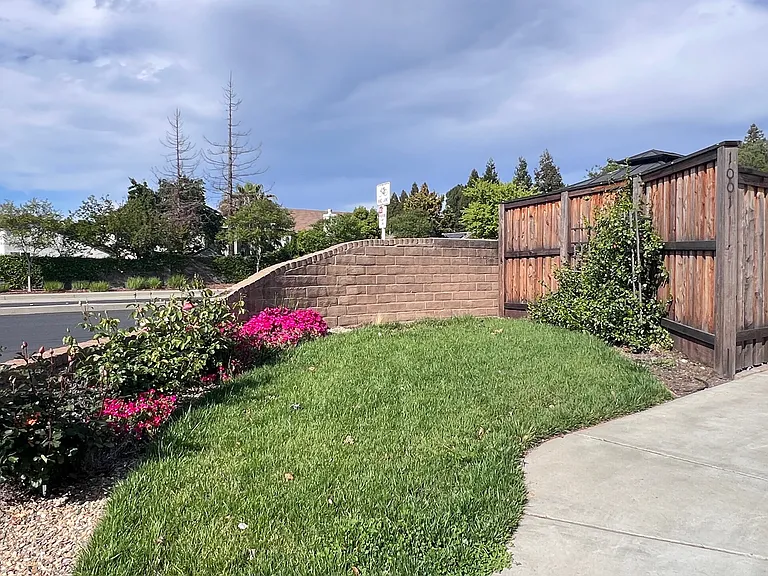 1001 Cirby Oaks Way — Photo 21